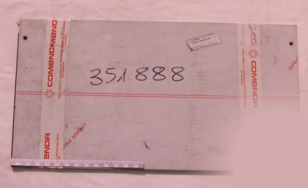 Панель Comenda 351888