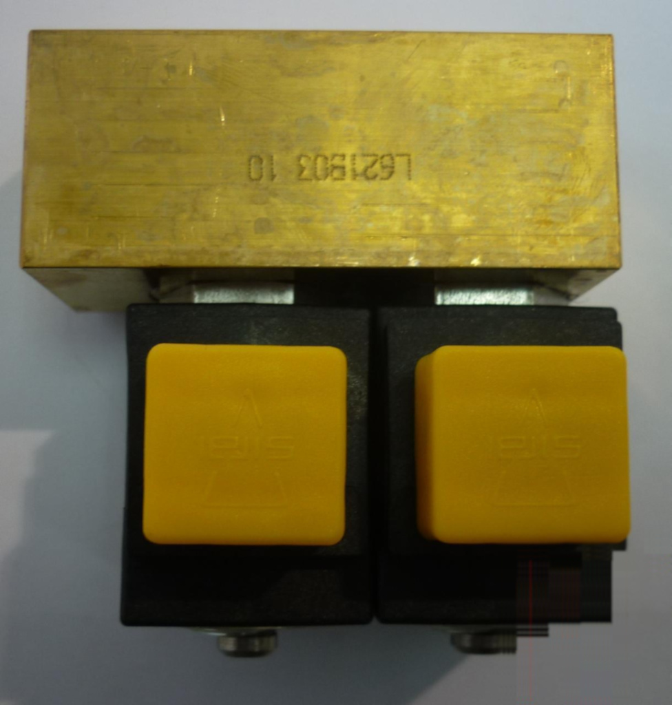Соленоид Electrolux 0C2390