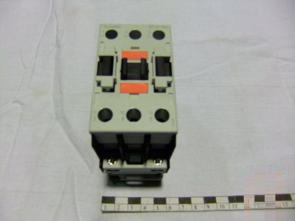 Контактор Angelo Po 3100930