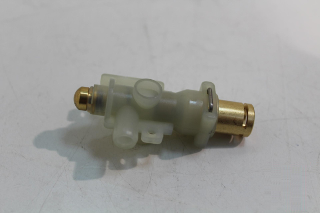 Клапан Airhot впускной для AC-709/AC-717 - 01300